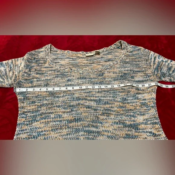 LIKE NEW LARGE Daytrip Off The Shoulder Sweater Super Cute warm PERFECT SEE PICS - Picture 3 of 17